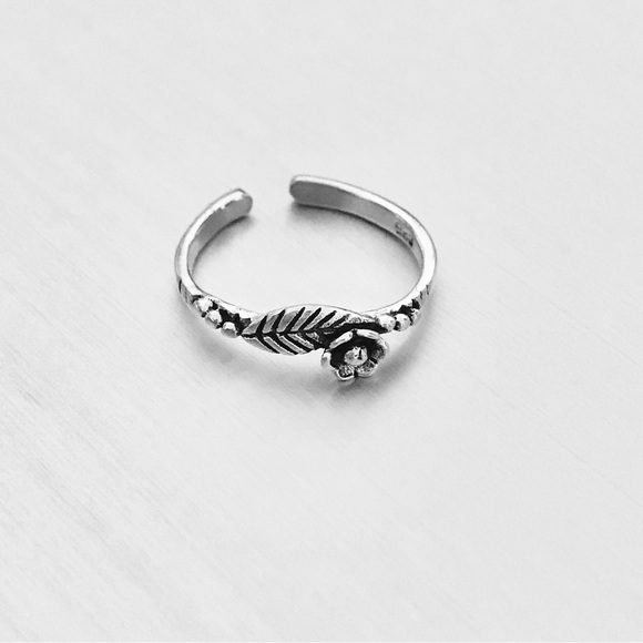 Sterling Silver Small Dainty Rose and Leaf Toe Ring, Flower Rings, Roses, Plant - Picture 7 of 10